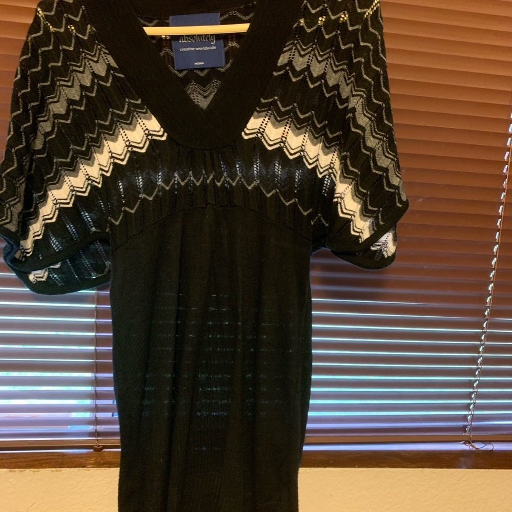 Nice laces tunic. Top